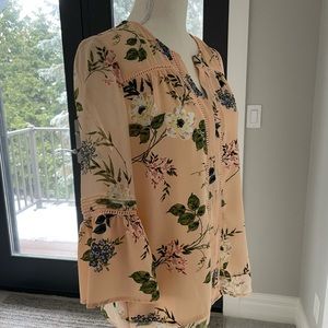 FEVER Peach Floral Bell Sleeve Split Neck Boho Blouse (size M)